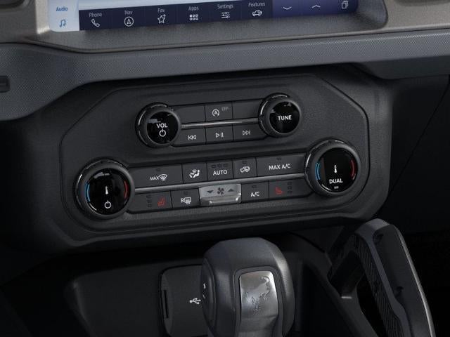 2025 Ford Bronco Big Bend 4 Door 4x4 in Oxford White — front three-quarter view