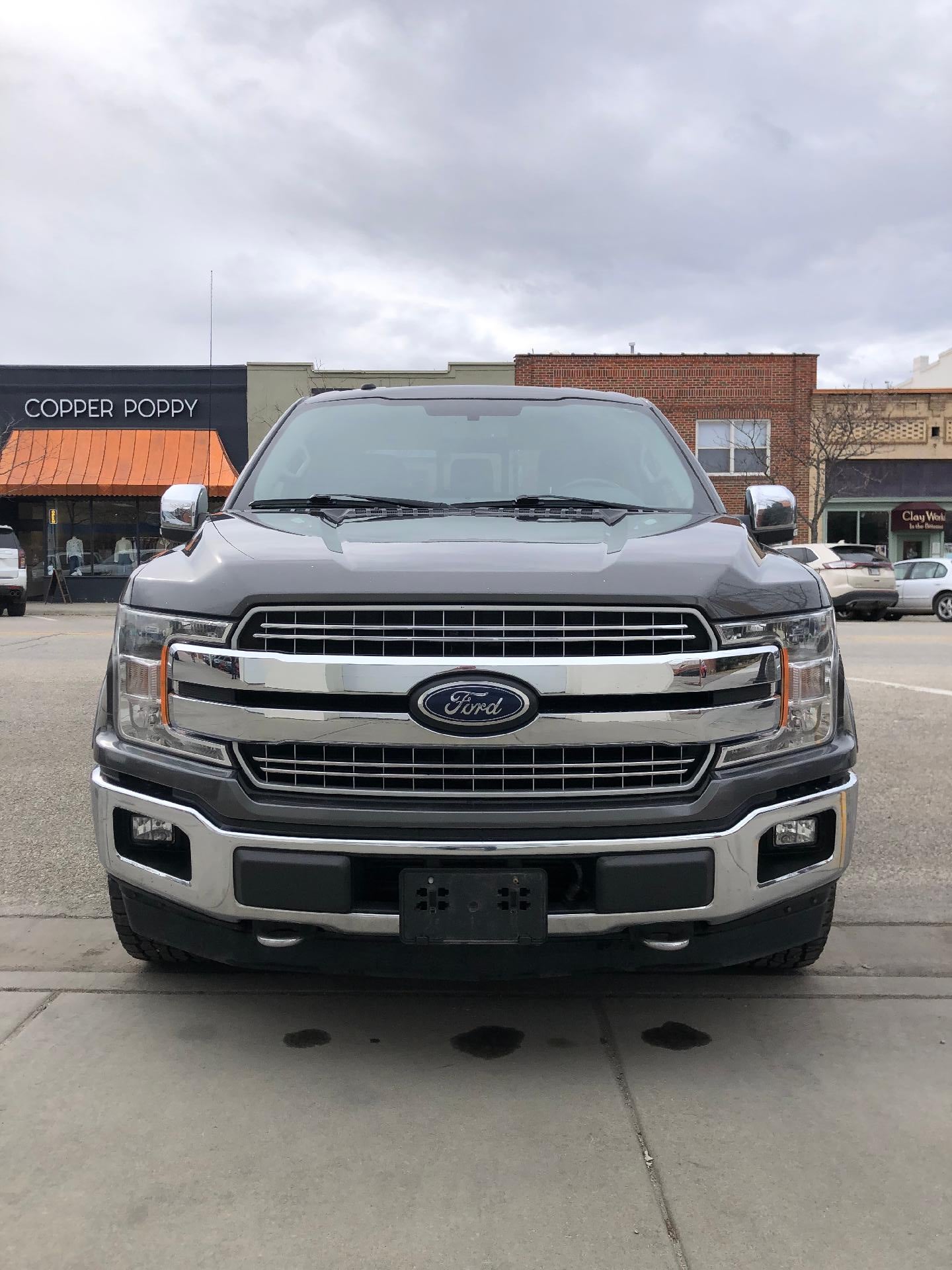 2018 Ford F-150 XL 4WD SuperCrew 5.5' Box in Carbonized Grey — front three-quarter view