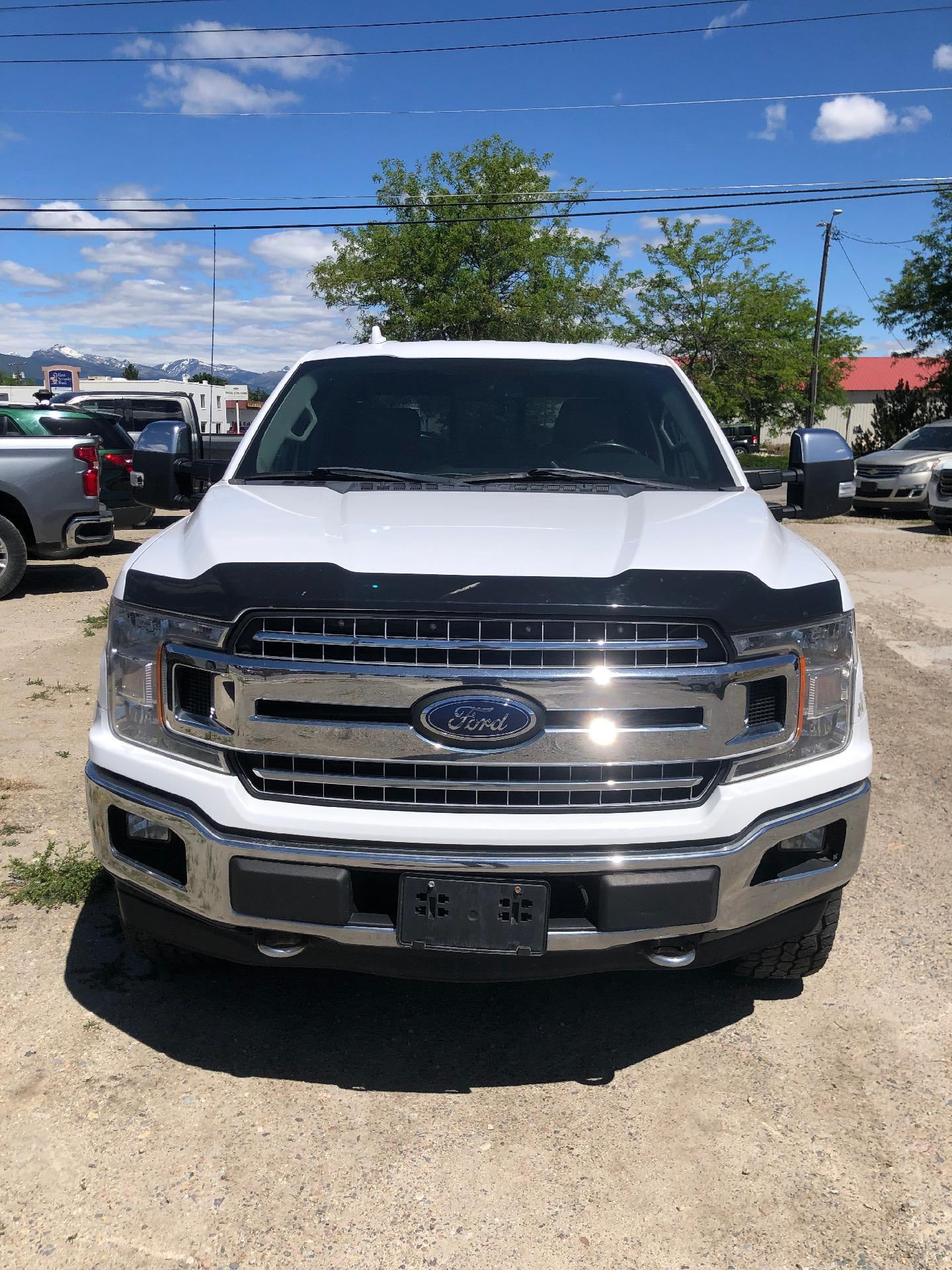 2018 Ford F-150 XTR in Oxford White — front three-quarter view